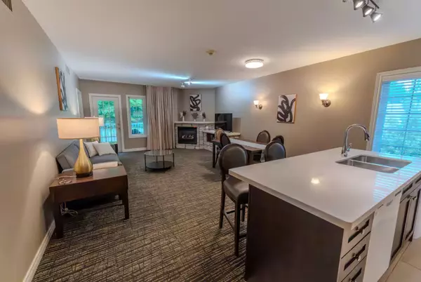 Oro-medonte, ON L0L 2L0,90 Highland DR #2236