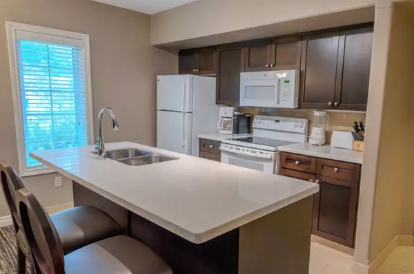 Oro-medonte, ON L0L 2L0,90 Highland DR #2236