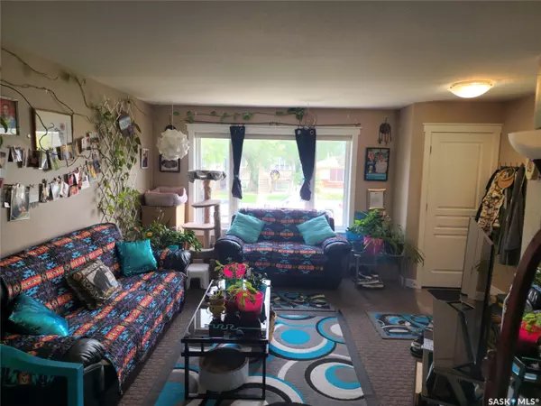 Regina, SK S4R 1M6,526 Toronto STREET