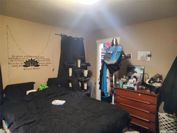 Regina, SK S4R 1M6,526 Toronto STREET