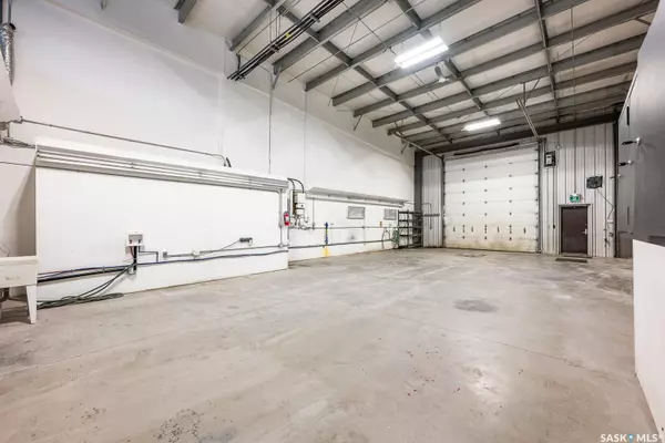 Regina, SK S4N 0G7,856 DEWDNEY AVENUE #C