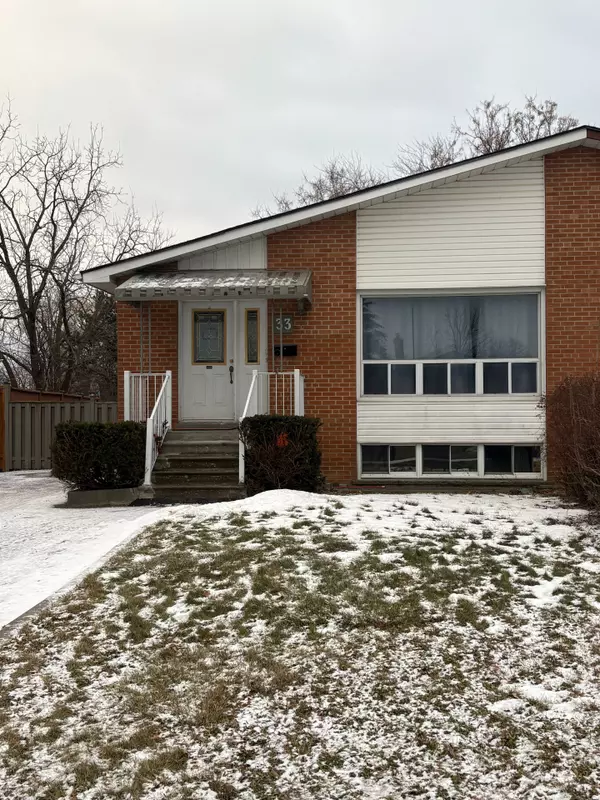 Brampton, ON L6T 1M1,33 Ashwood CRES