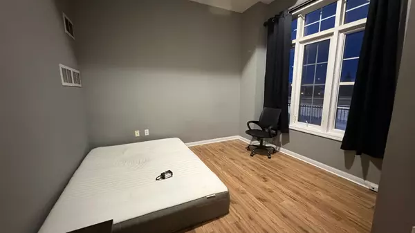 Mississauga, ON L5B 4N6,3030 Breakwater CT #56