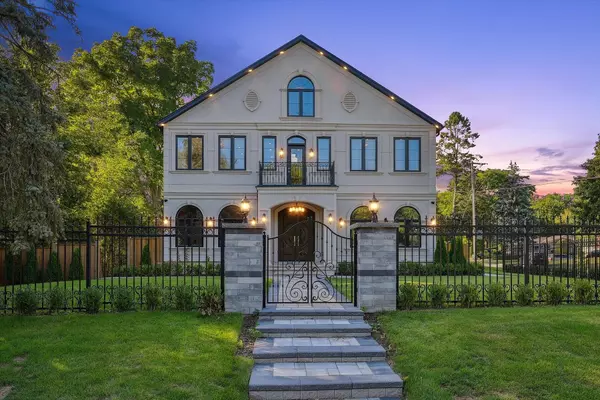 Burlington, ON L7N 1N5,452 Rothesay PL