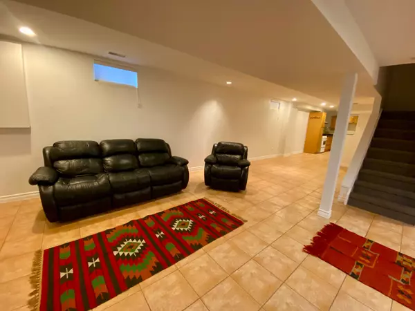 Mississauga, ON L4Z 3J5,194 Nahani WAY #Basement