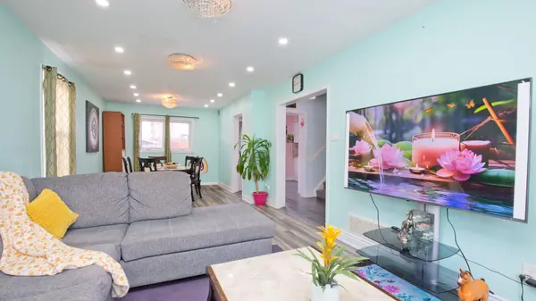 Brampton, ON L6Y 3W7,70 Tulip DR