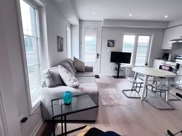 Mississauga, ON L5V 0E9,5953 Saigon ST #- Suit