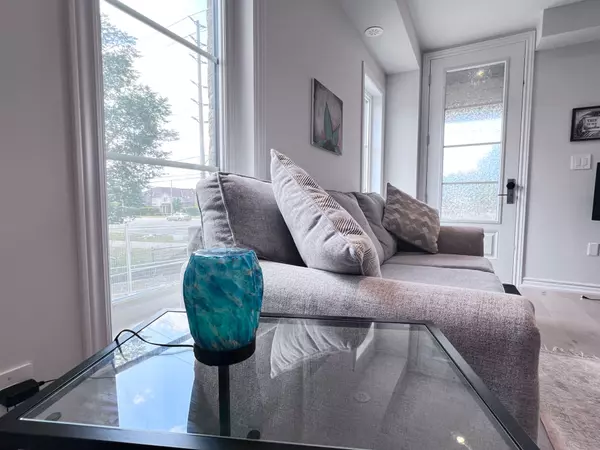 Mississauga, ON L5V 0E9,5953 Saigon ST #- Suit