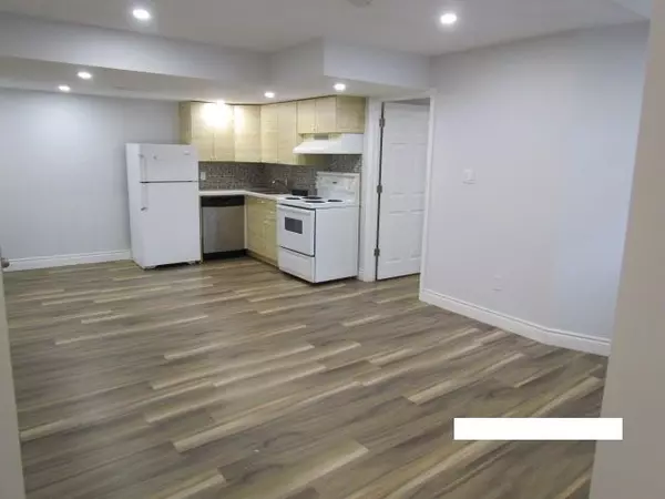 Burlington, ON L7L 7L3,5542 Twelve Mile TRL #Basement