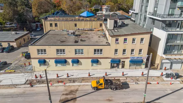 Guelph, ON N1H 4G1,40 Baker ST