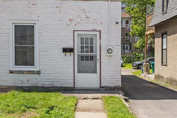 West Centre Town, ON K1Y 1L7,198 Hinchey AVE