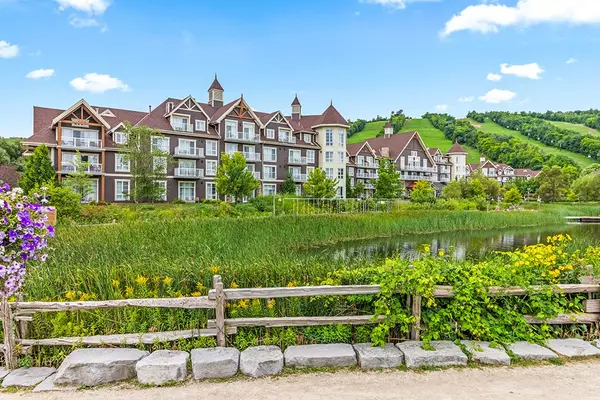 Blue Mountains, ON L9Y 0K9,220 Gord Canning DR #367