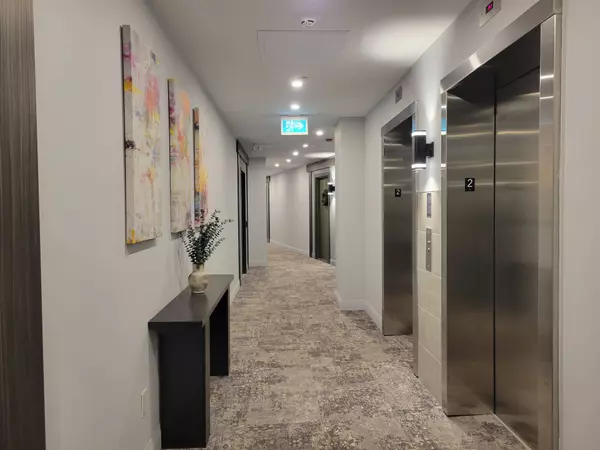 Kawartha Lakes, ON K0M 1N0,99 Louisa ST #201