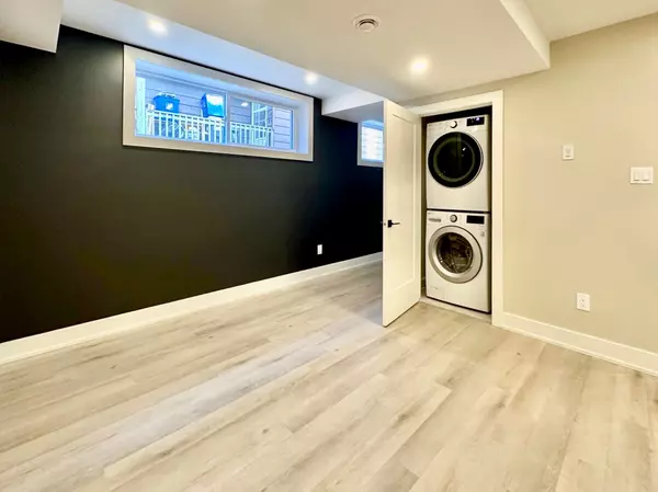 West Centre Town, ON K1Y 2S8,25 O'MEARA ST #B