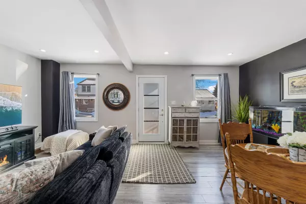 Hamilton, ON L8H 5J1,411 Fairfield AVE