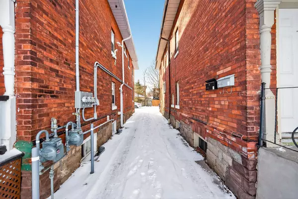 Brantford, ON N3T 3L1,104 William ST