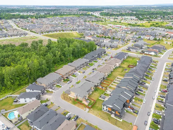 Blossom Park - Airport And Area, ON K4M 1B2,1016 EIDER ST