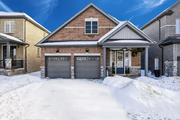 670 Lemay GRV, Peterborough, ON K9K 0G9