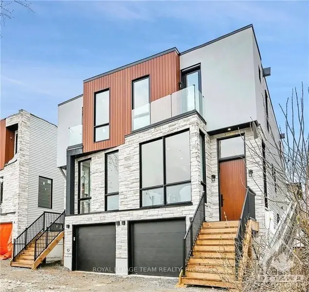 828 Alpine AVE, Britannia Heights - Queensway Terrace N And Area, ON K2B 5R6