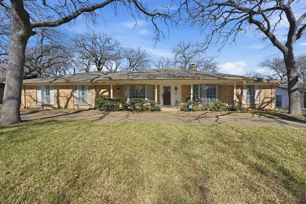 Arlington, TX 76012,1605 Northlake Court