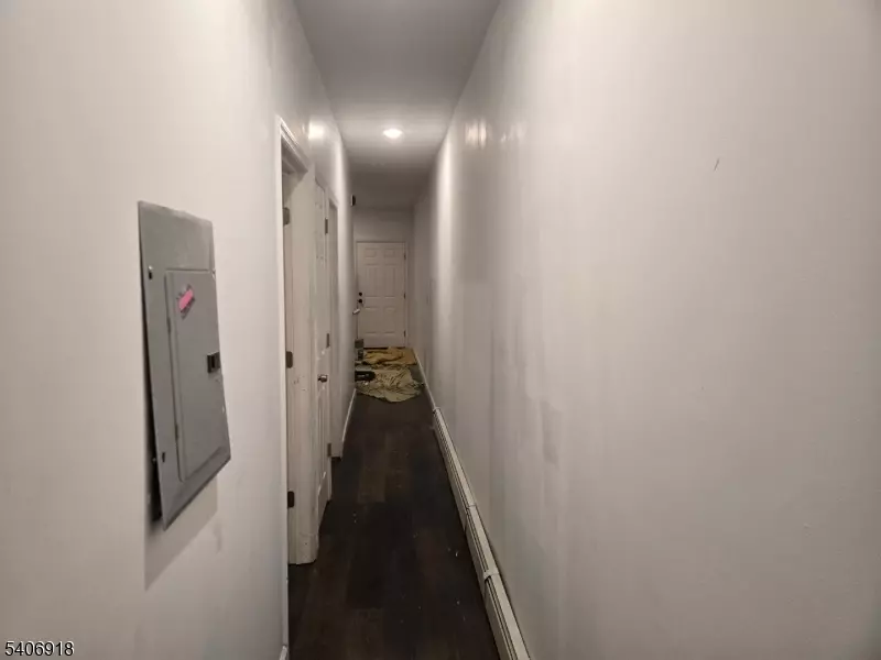 Newark City, NJ 07107,38 11th Ave