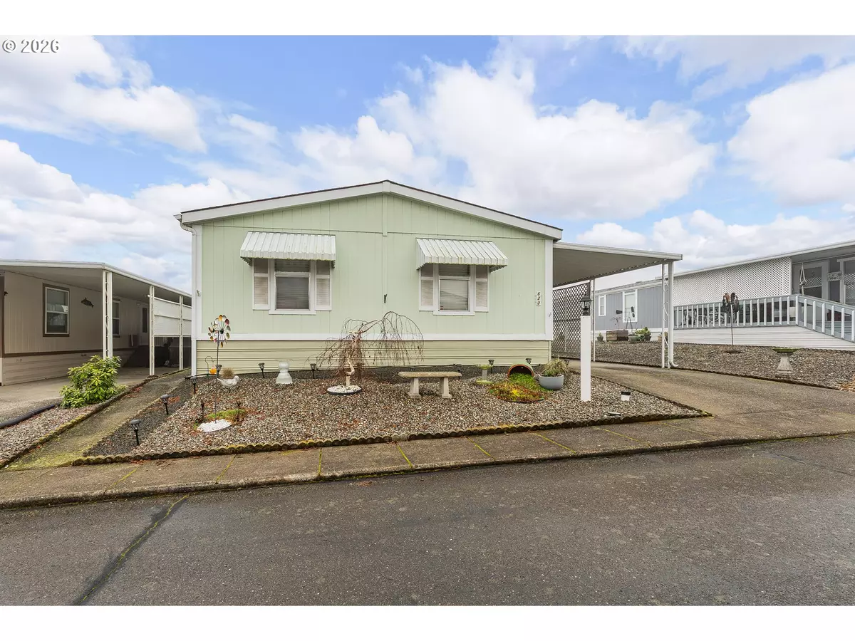 Roseburg, OR 97470,623 SHADOW RANCH LN