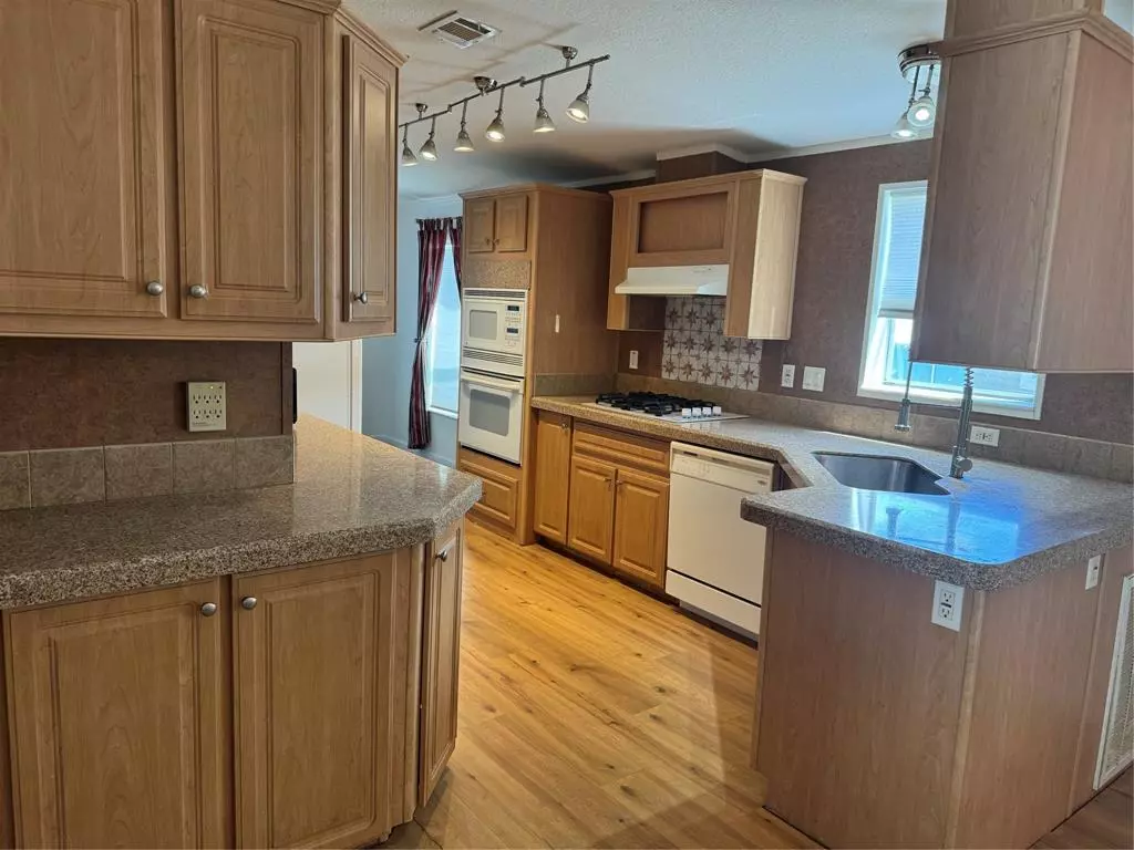 Pembroke Pines, FL 33029,21861 NW 2nd Ct