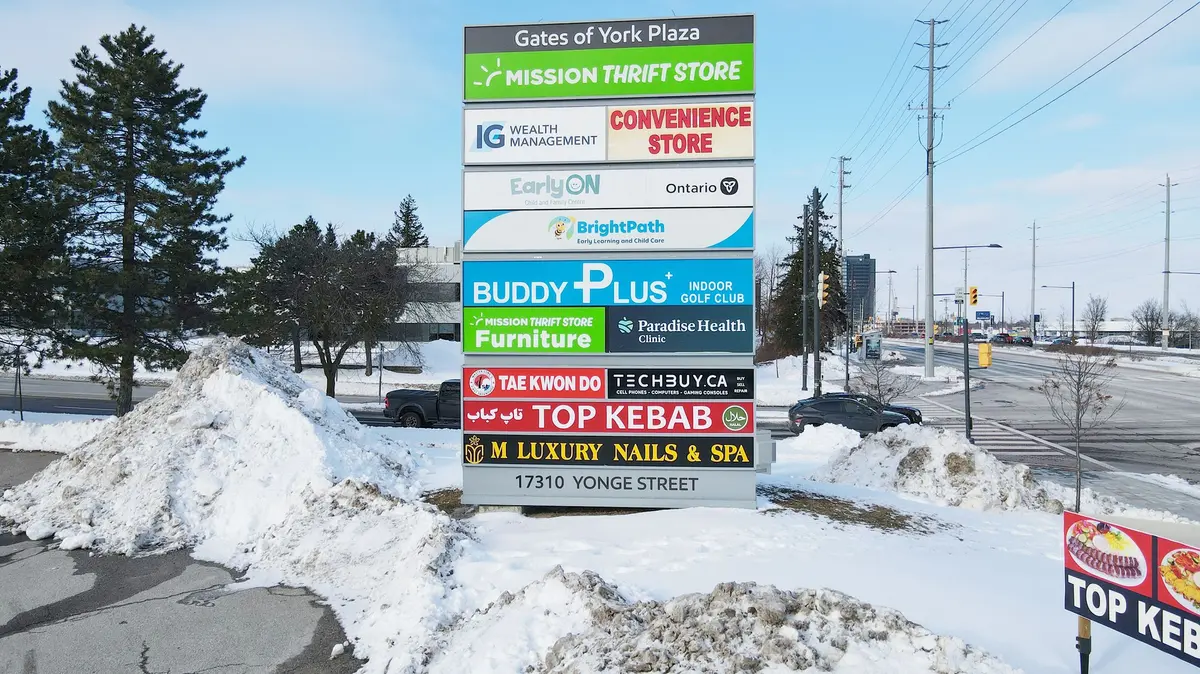 17310 Yonge ST #Unit 10, Newmarket, ON L3Y 7R8