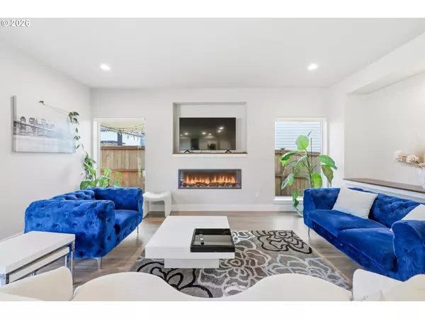 Hillsboro, OR 97123,4018 SE 77TH AVE