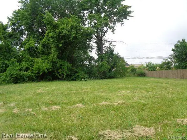 3301 VINEWOOD ST, Detroit, MI 48208