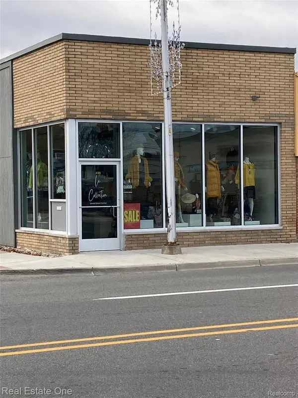 4105 12 Mile RD, Berkley, MI 48072