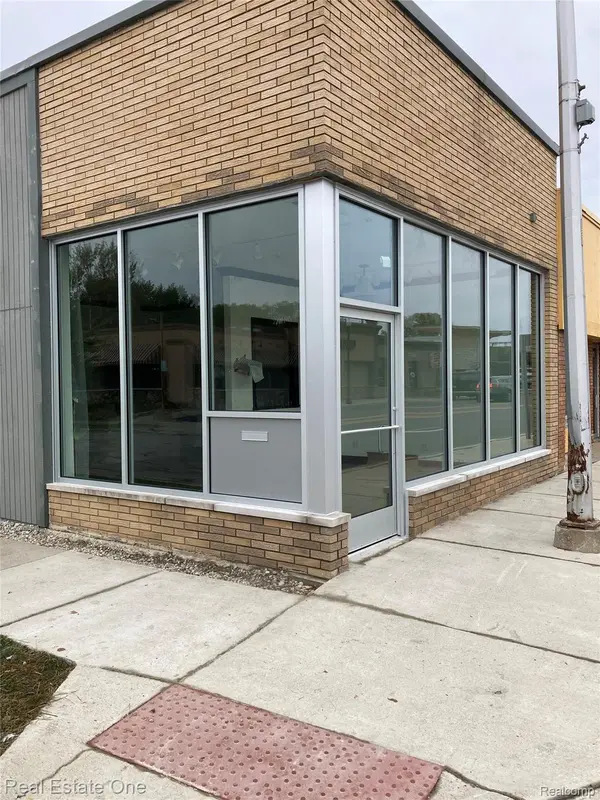 4105 12 Mile RD, Berkley, MI 48072