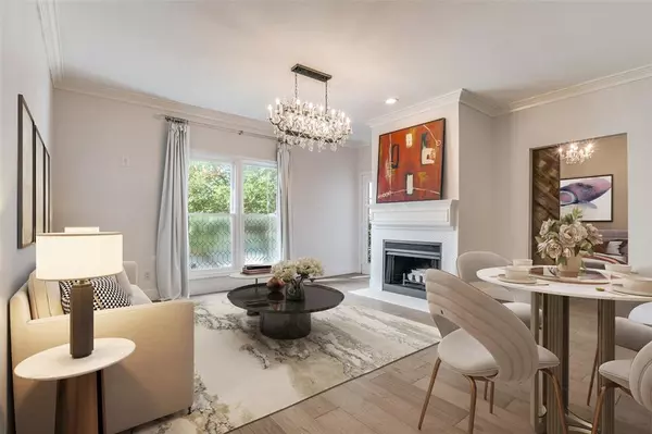 Dallas, TX 75219,4034 Rawlins Street #104