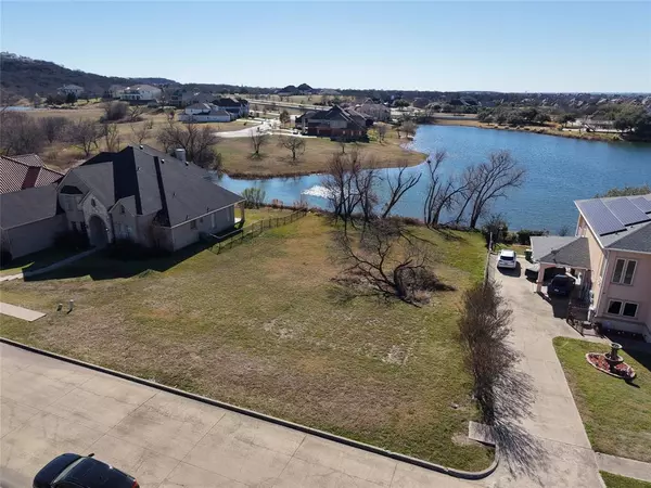 Cedar Hill, TX 75104,307 Golden Pond Drive