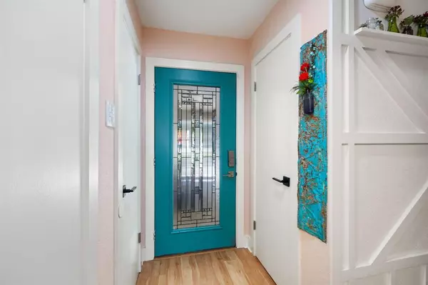 Dallas, TX 75231,7496 E Northwest Highway #145