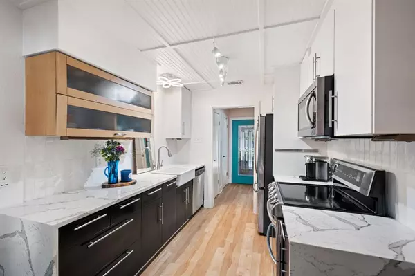 Dallas, TX 75231,7496 E Northwest Highway #145