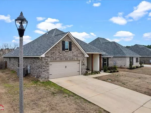 Benton, LA 71006,112 Brimestone Loop