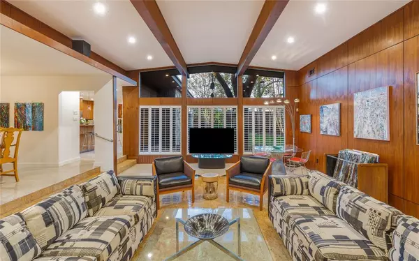 Dallas, TX 75231,6947 Arboreal Drive