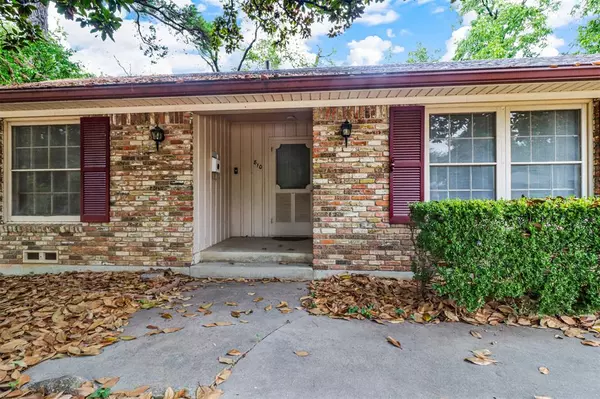 810 Linwood Drive, Denton, TX 76209