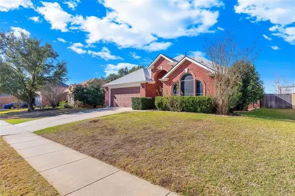 Burleson, TX 76028,2536 Briarcrest Drive