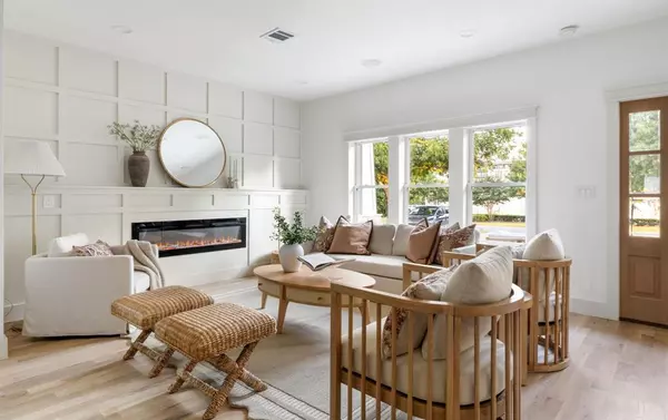 Dallas, TX 75206,5711 Belmont Avenue