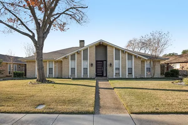 Richardson, TX 75081,902 Windsong Trail