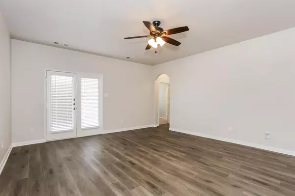 Rhome, TX 76078,12417 Shine Avenue