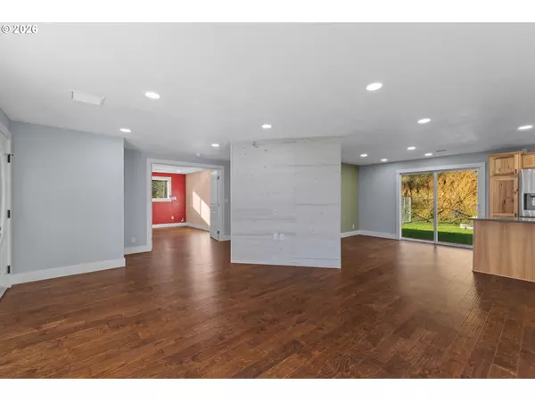 Myrtle Point, OR 97458,16855 HIGHWAY 42