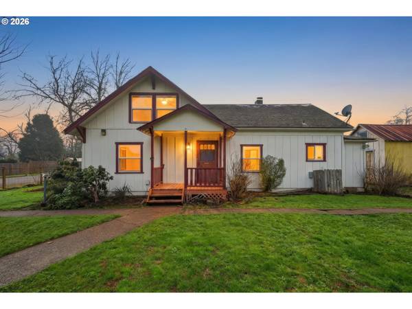 139 S 15TH ST, Cottage Grove, OR 97424