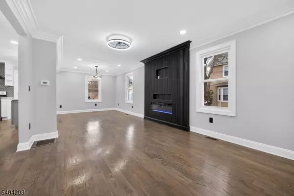 Roxbury Twp., NJ 07847,884 Route 46