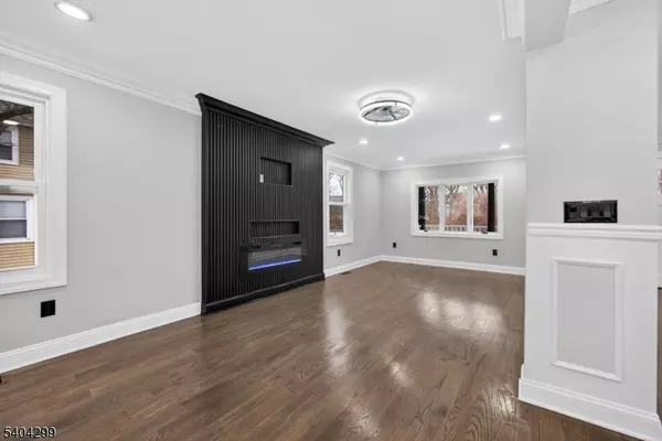 Roxbury Twp., NJ 07847,884 Route 46