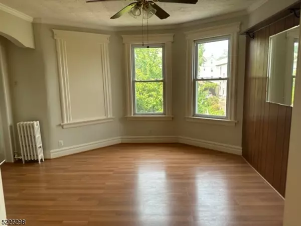 Belleville Twp., NJ 07109,68 Bremond St