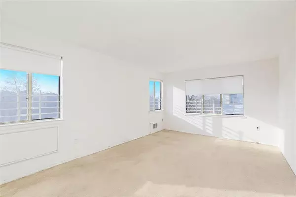 Staten Island, NY 10309,257 Candon AVE