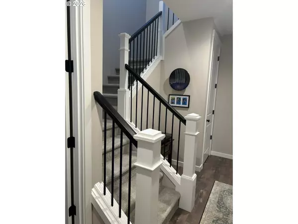 Happy Valley, OR 97086,12056 SE PUNCH BOWL FALLS CT